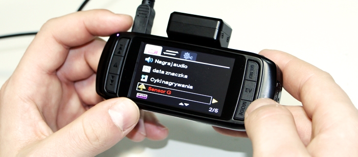 Rejestrator jazdy z ekranem LCD DOD LS430W