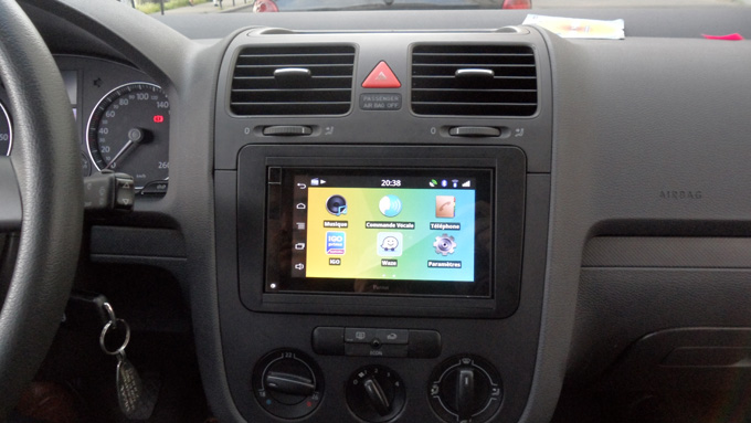 Parrot Asteroid Smart Volkswagen Golf V