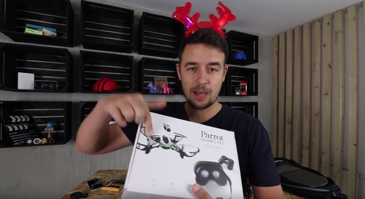 Kuba Klawiter w Świątecznym poradniku zakupowym 2017 polecał naszego drona Świąteczny poradnik zakupowy 2017 Kuba Klawiter dron Parrot