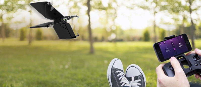 Dron Parrot SWING gwarantuje dobry stosunek jakość/cena dron do 300 zł dron dla dzieci