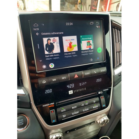 toyota land cruiser android auto carplay