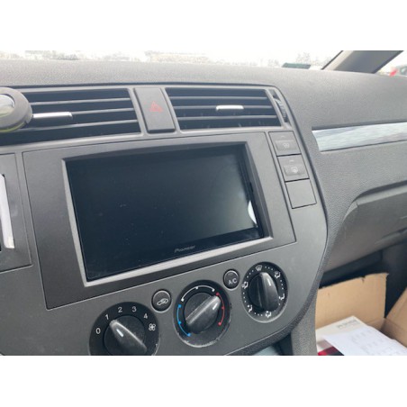 ramka radia do forda c max