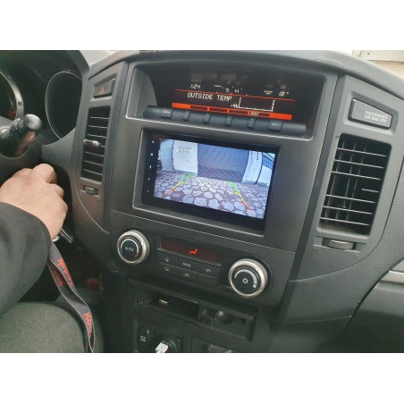 kamera cofania do mitsubishi pajero