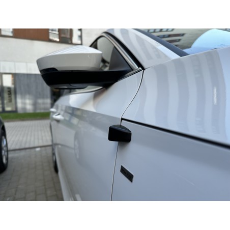 tryb parkingowy bok samochodu rejestrator ochrona