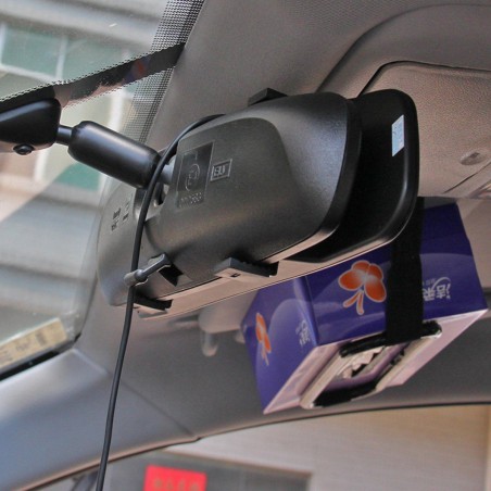 ekran kamery cofania w nakładce na lusterko wsteczne