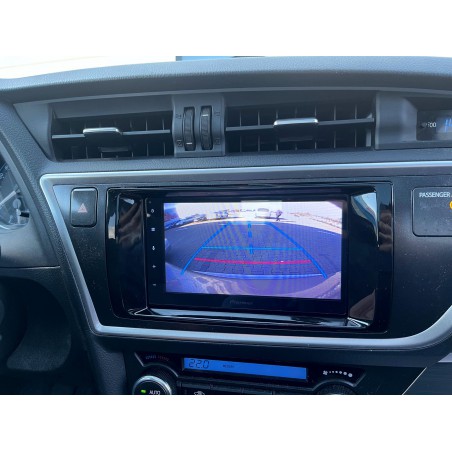 ramka do toyoty auris