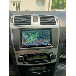 radio do toyoty avensis