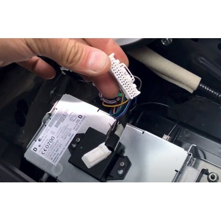 nissan cube sterowanie radiem z kierownicy