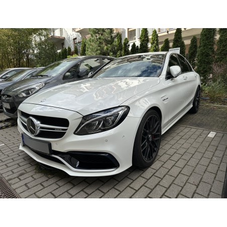 radio do mercedesa w205