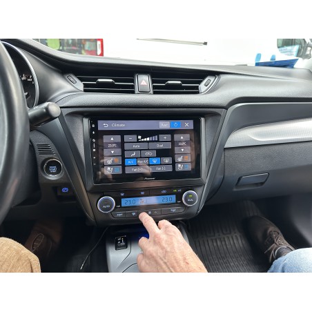 radio do toyoty avensis