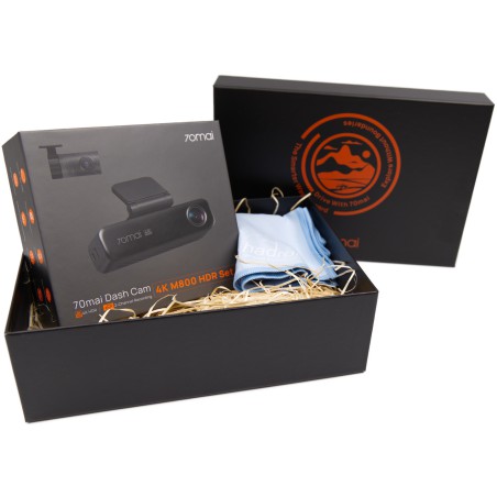70mai M800 2ch z okolicznościowym opakowaniem