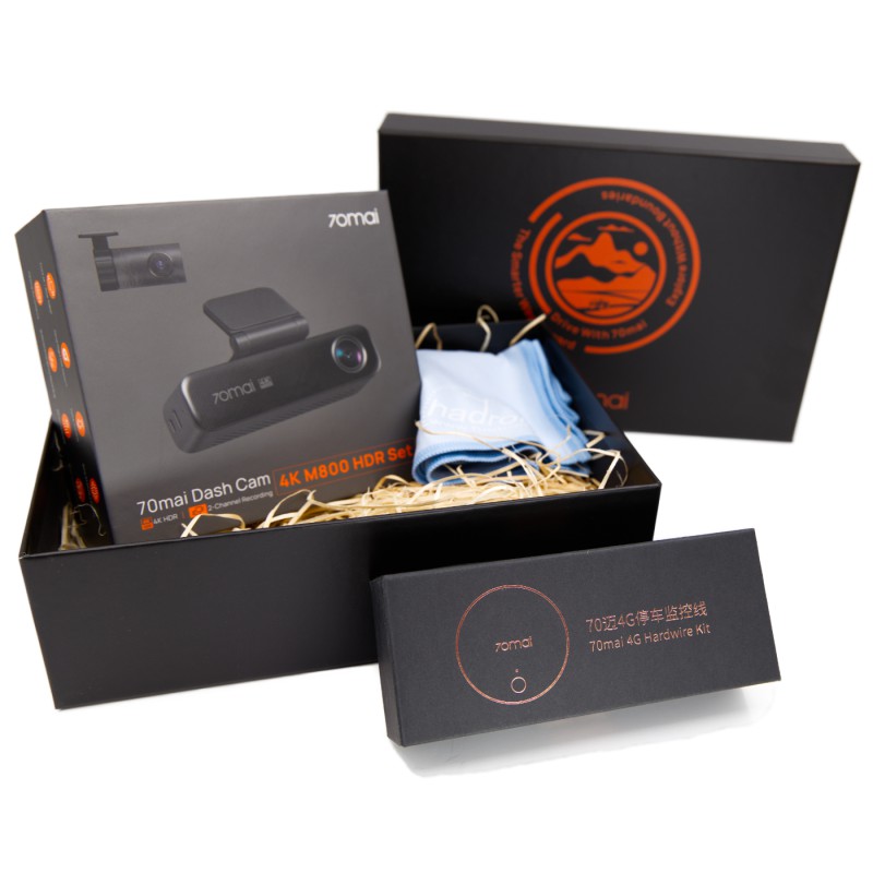 70mai M800 2ch i UP04LTE z okolicznościowym opakowaniem