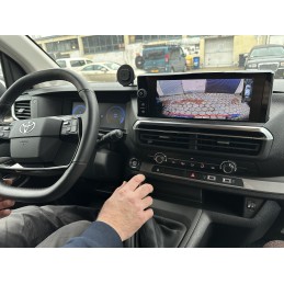 montaż kamery do toyoty proace 2025 rok