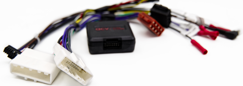 Moduł ACV 42xvx007-0 — złącza podłączeniowe do instalacji samochodowej