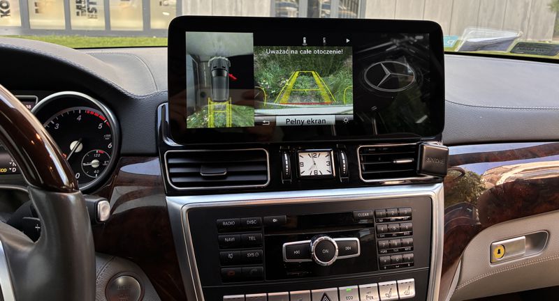 ekran do mercedesa gl350 dotykowy