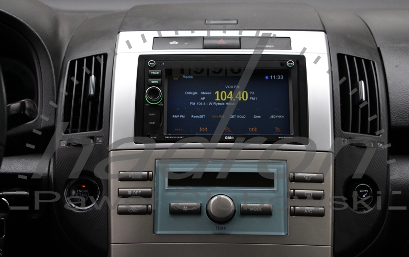 Ramka radiowa ze stacją multimedialną GMS 6323 Luxury w Toyocie Corolli Verso