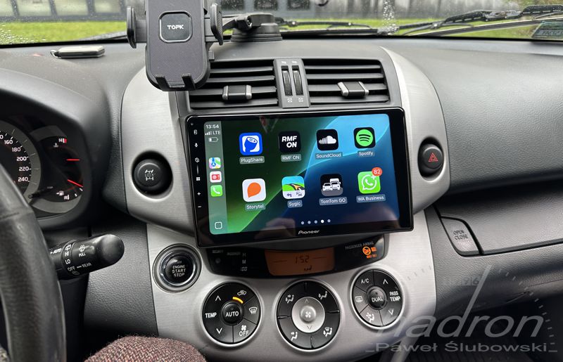 radio do toyoty rav4